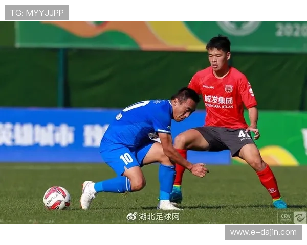 武汉羽毛球队在全国锦标赛中以92分稳居积分榜首位